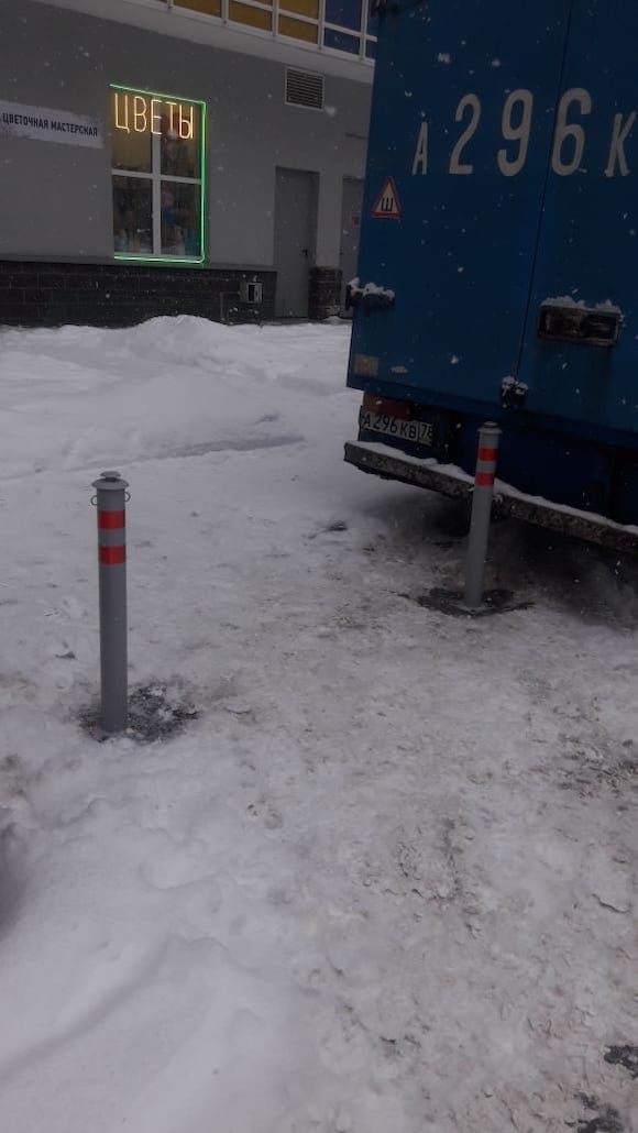 полиуретановый столб от парковки