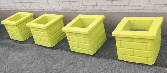 Цветочницы бетонные желтые ВБ-1